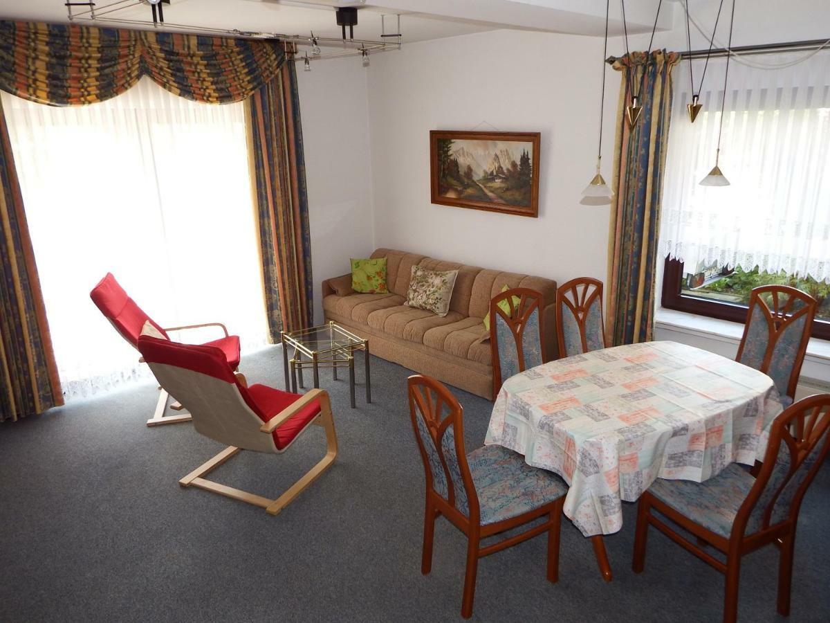 Nette Ferienwohnung Mit Eigenem Eingang Und Sonnenterrasse Idstein Exterior foto